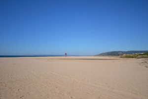 Vistas del mar de la playa de Atlanterra